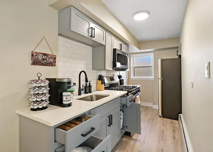 2br Midway Getaway! L 20 Min To Downtown Chicago Apartamento